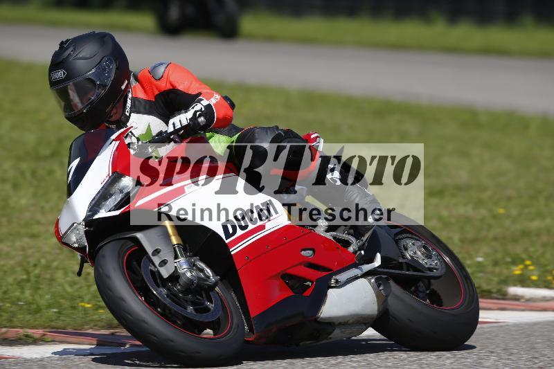 /Archiv-2024/29 12.06.2024 MOTO.CH Track Day ADR/Gruppe rot/7